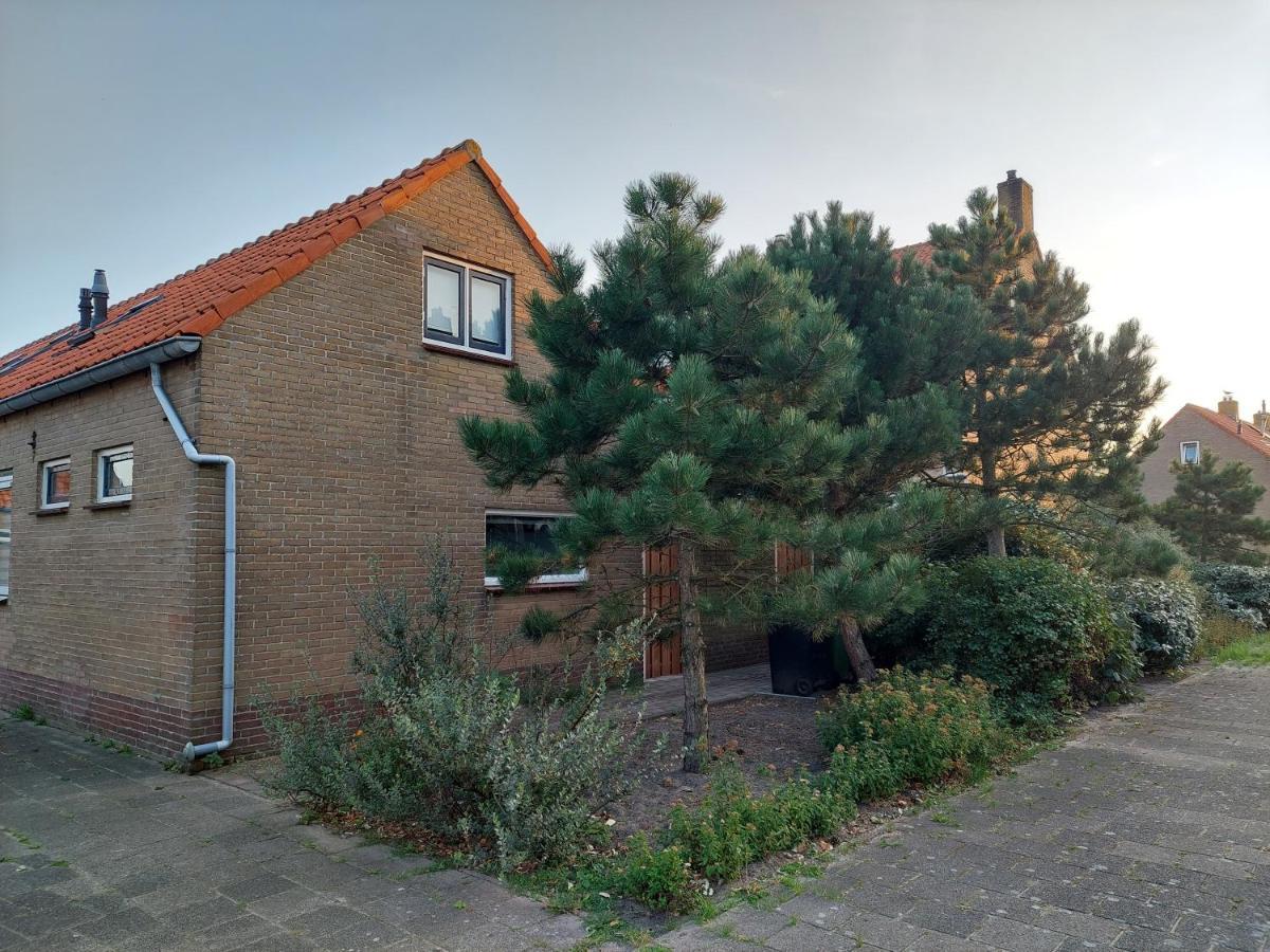 Holiday home Zomerhuis Simoons Egmond aan Zee